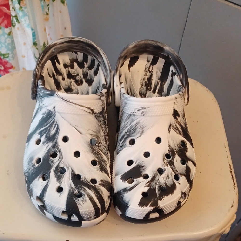 Crocs